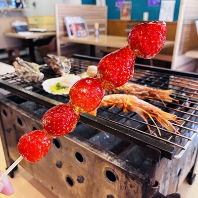 粋活 いちご飴と浜焼き